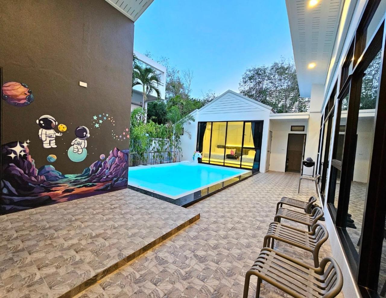 Madaguscar Private Pool Villa-Pattaya Pantai Jomtien Bagian luar foto